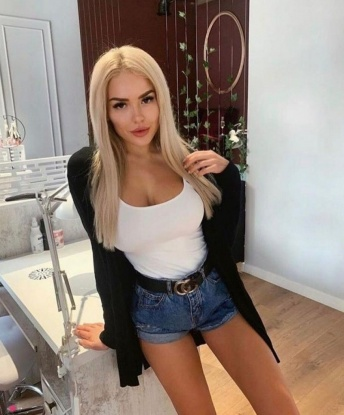 Проститутка Кира